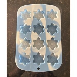 Silicone Candy / Butter Snowflake Shaped Mold Blue White Flexible Tray‎ 8 X 5.25